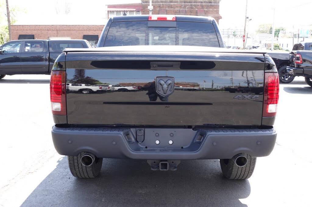 Used 2023 RAM 1500 Warlock AWD/4WD image 11