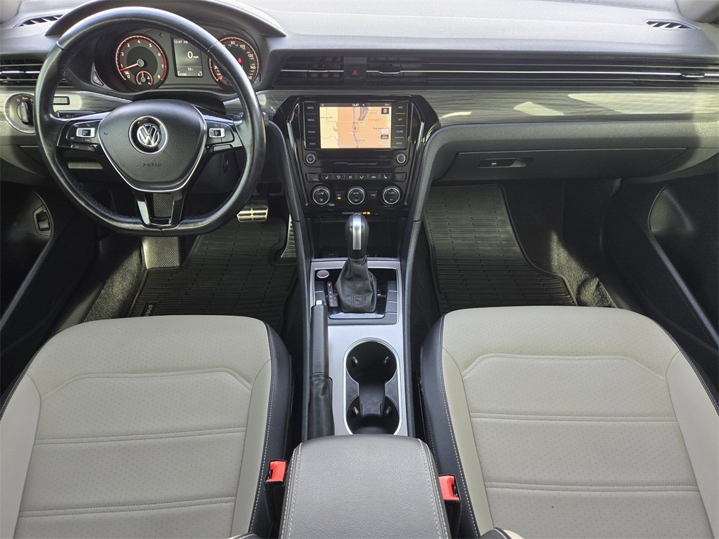 Used 2021 Volkswagen Passat 2.0T R-Line image 27
