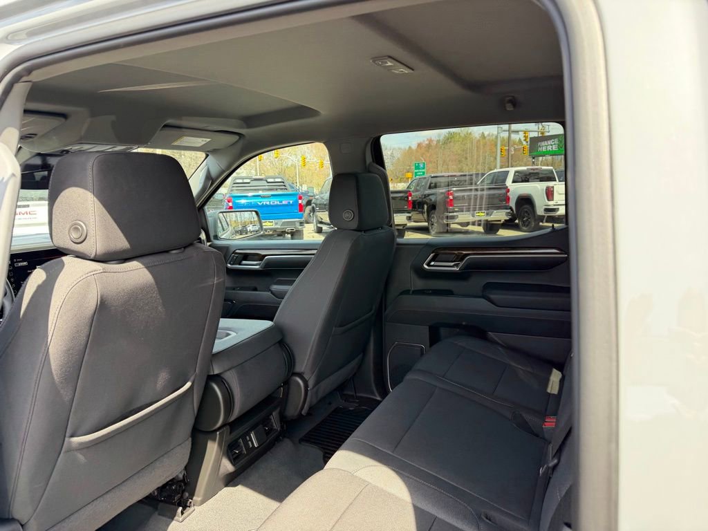 Used 2024 GMC Sierra 1500 Elevation AWD/4WD image 9