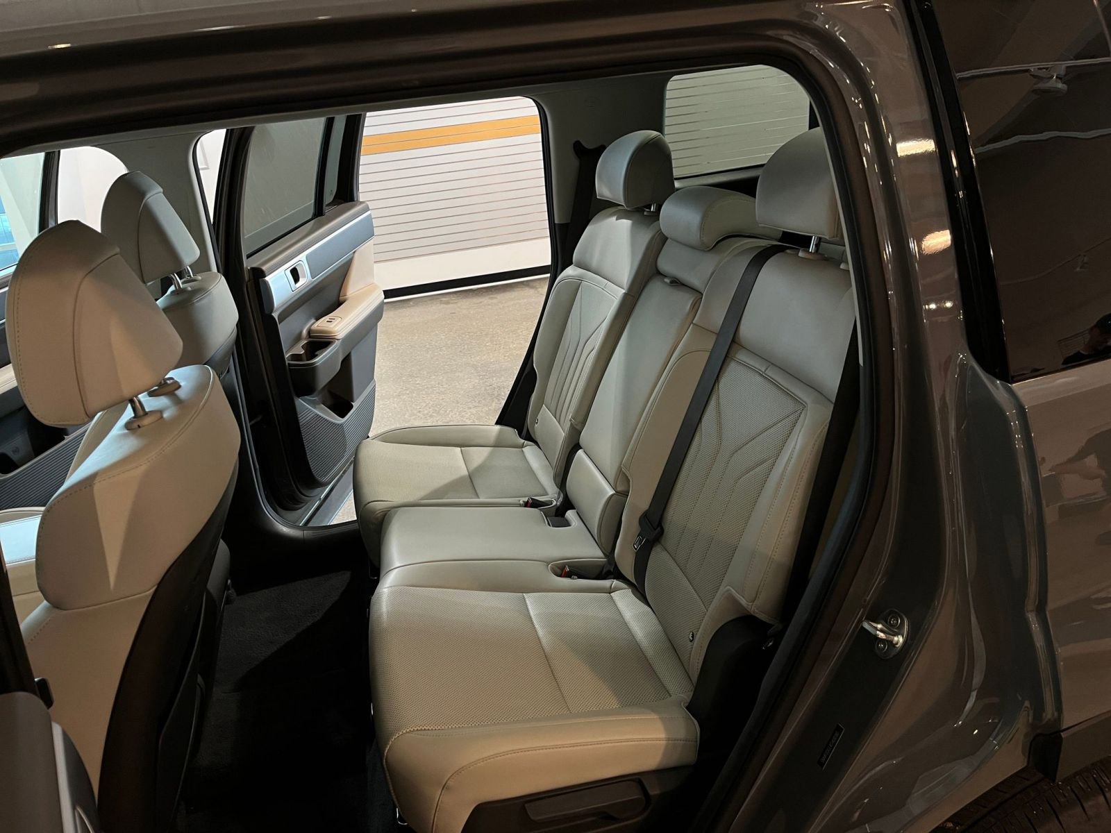 Used 2025 Hyundai Santa Fe SEL AWD/4WD image 41