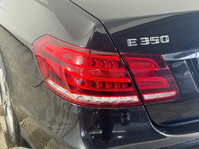 Used 2016 Mercedes-Benz E 350 Sedan image 34