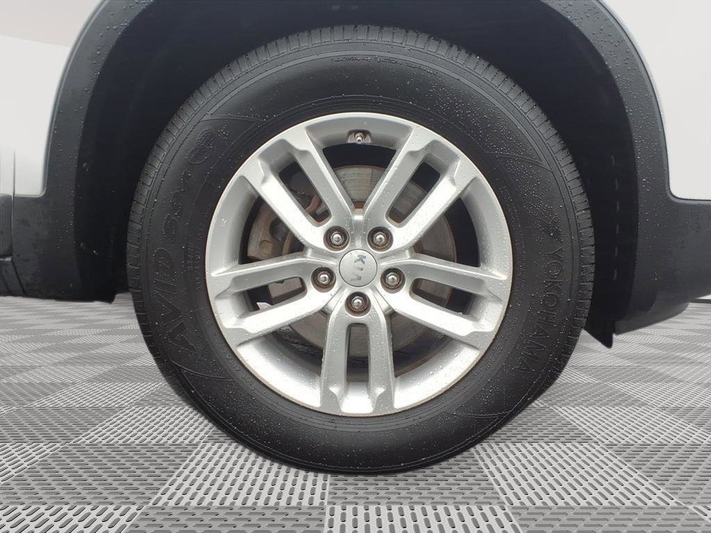 Used 2015 Kia Sorento LX image 10