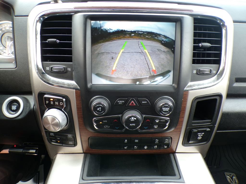Used 2017 RAM 1500 Laramie w/ Convenience Group AWD/4WD image 28