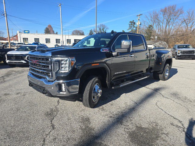 Used 2023 GMC Sierra 3500 SLT w/ SLT Convenience Package image 8