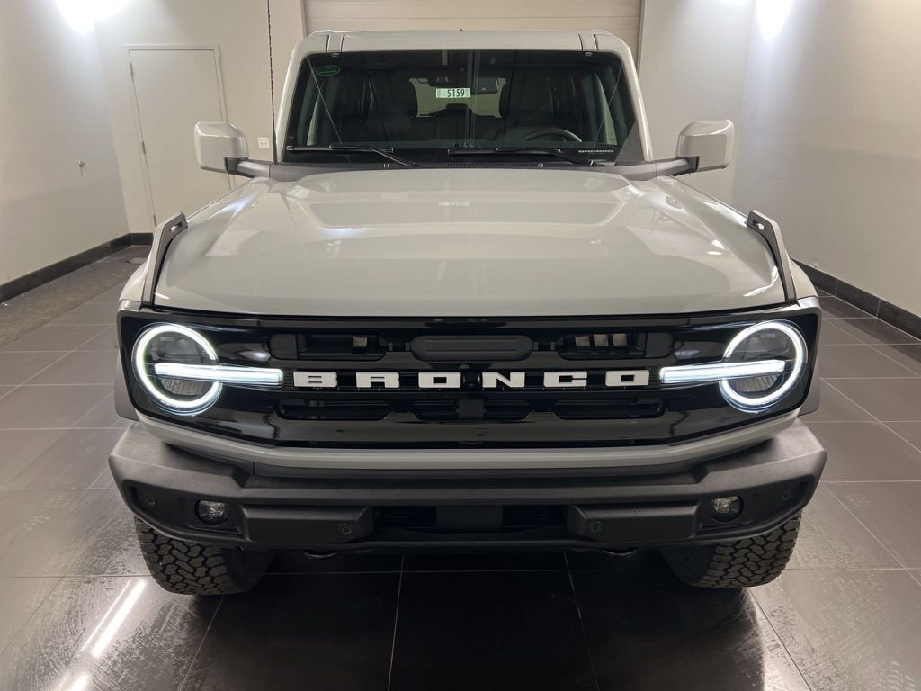 New 2026 Ford Bronco Outer Banks image 2