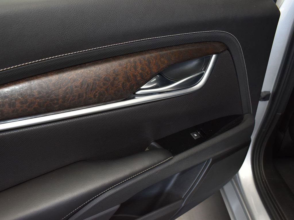 Used 2018 Cadillac XTS Luxury image 15