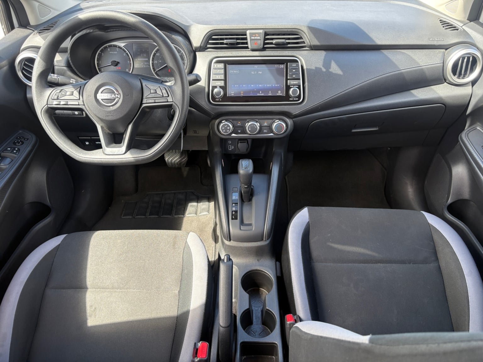Used 2025 Nissan Versa S FWD image 12