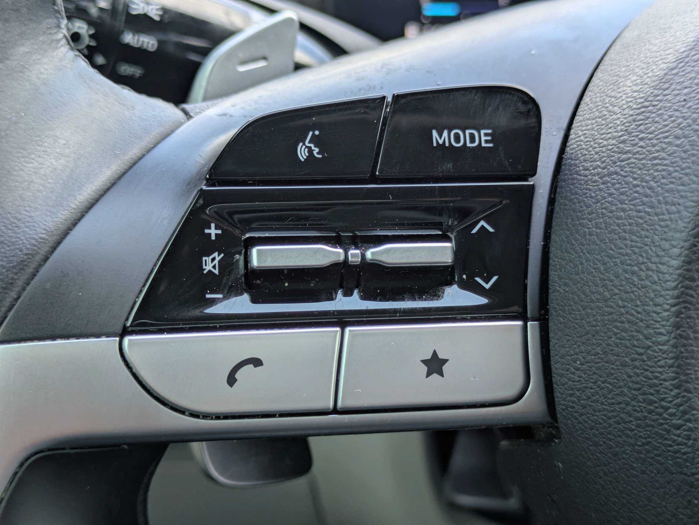 Used 2022 Hyundai Tucson Limited FWD image 17