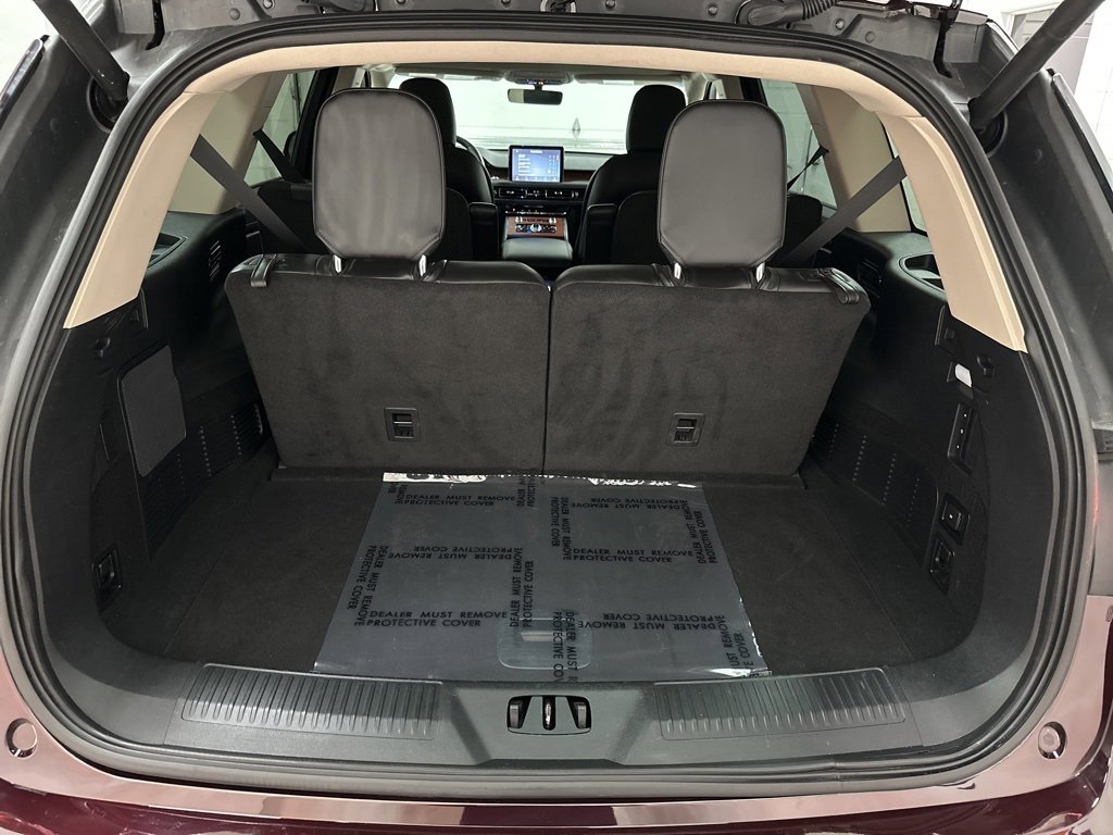 Used 2023 Lincoln Aviator Reserve w/ Equipment Group 201A image 49