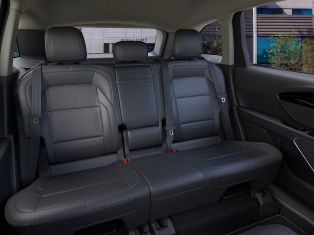 New 2026 Lincoln Nautilus Premier AWD/4WD image 12