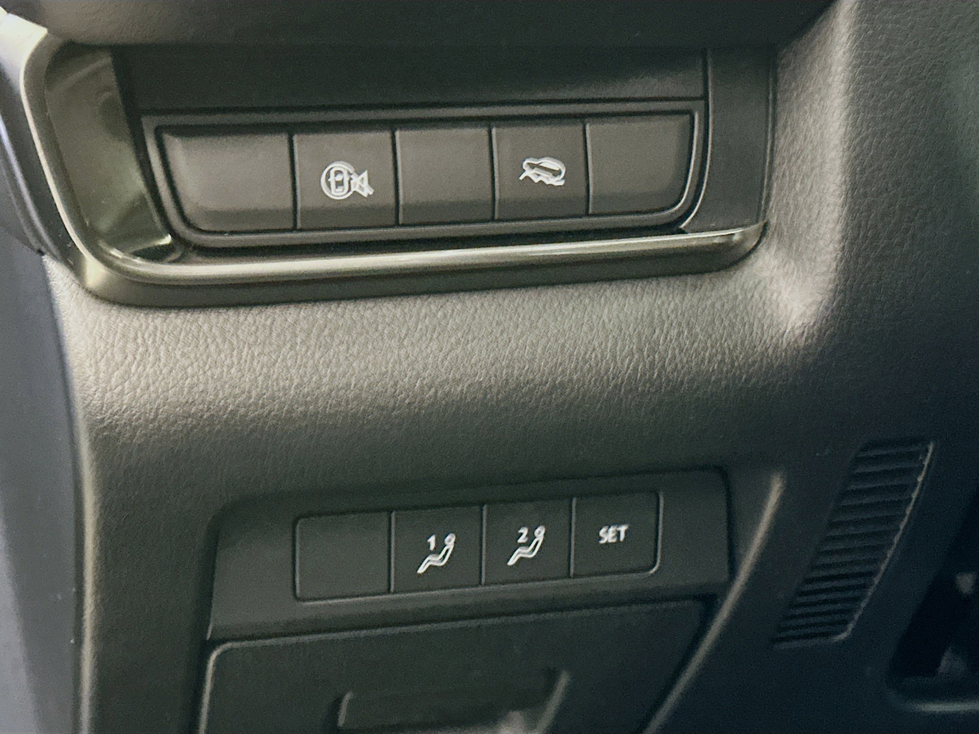 Used 2025 MAZDA CX-30 AWD 2.5 S w/ Preferred Package image 16