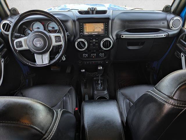 Used 2014 Jeep Wrangler Unlimited Sahara AWD/4WD image 16