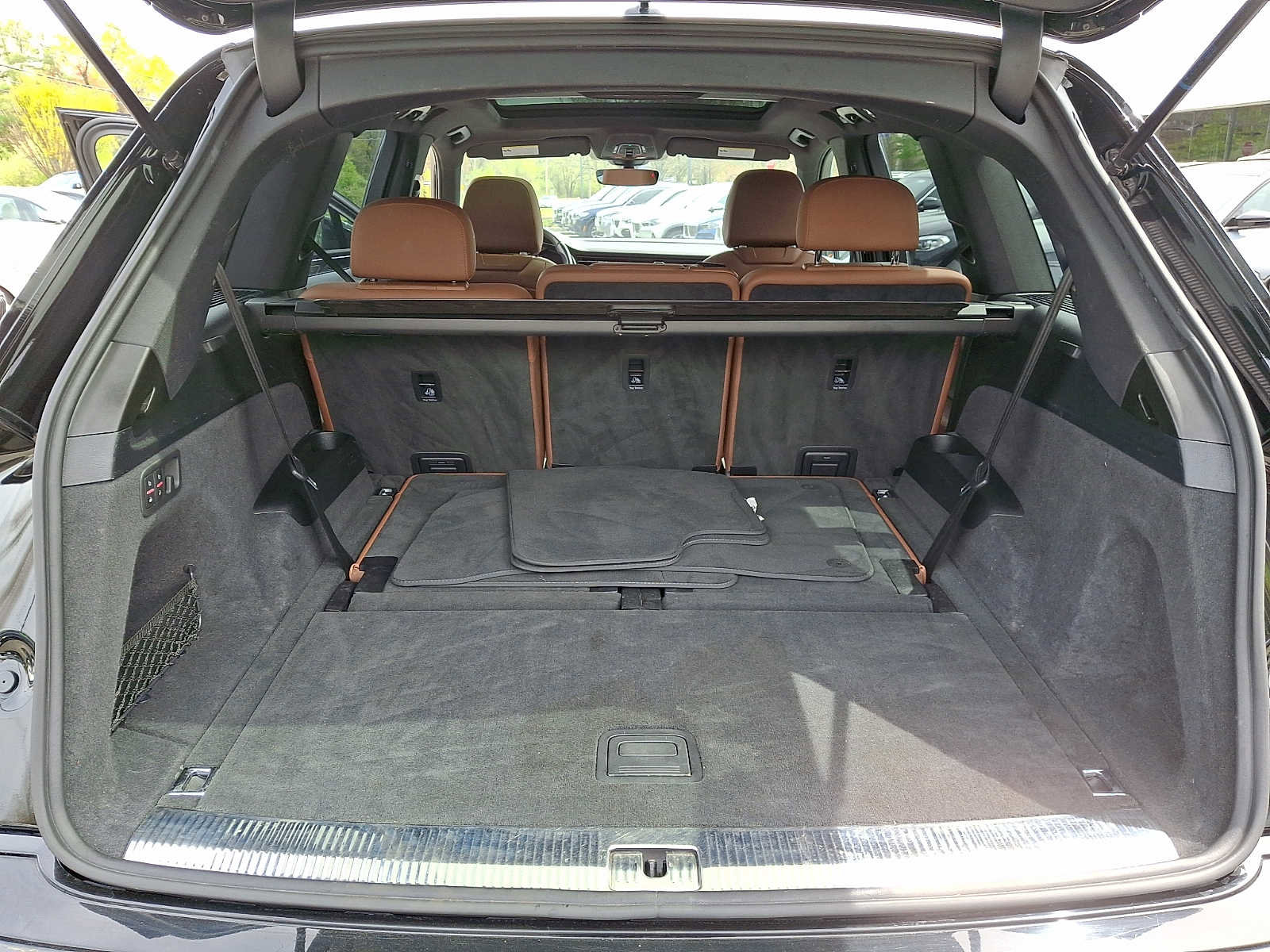 Used 2020 Audi Q7 2.0T Premium Plus w/ Premium Plus Package AWD/4WD image 29