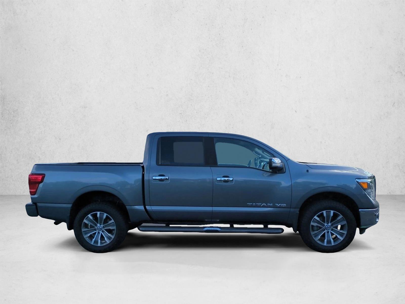 Used 2018 Nissan Titan SL AWD/4WD video 4