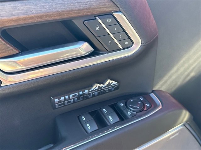 Used 2022 Chevrolet Silverado 1500 High Country w/ Z71 Off-Road Package image 14