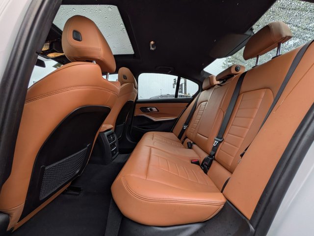 Used 2021 BMW 330i Sedan w/ M Sport Package image 20