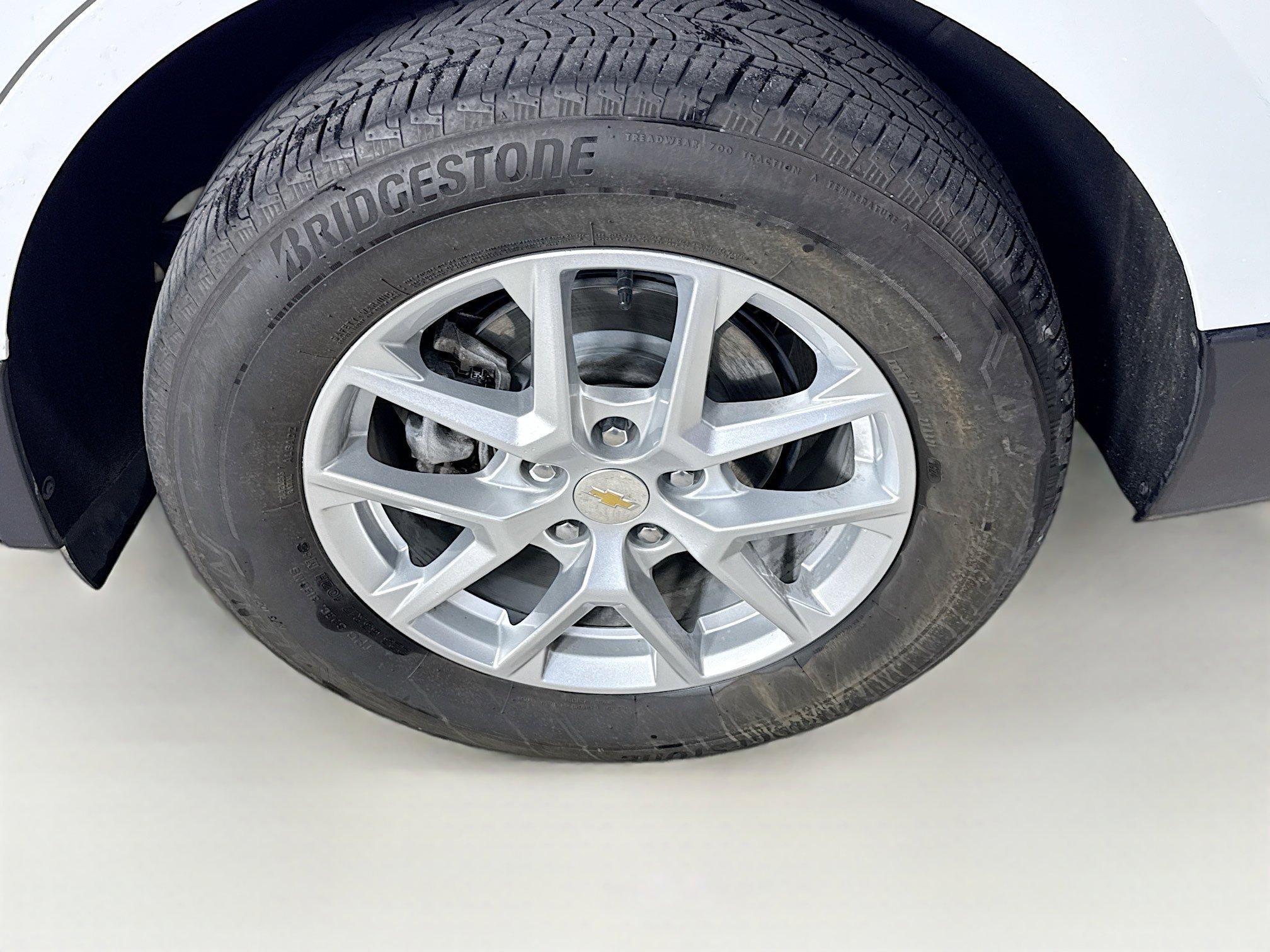 Used 2024 Chevrolet Equinox LT image 36