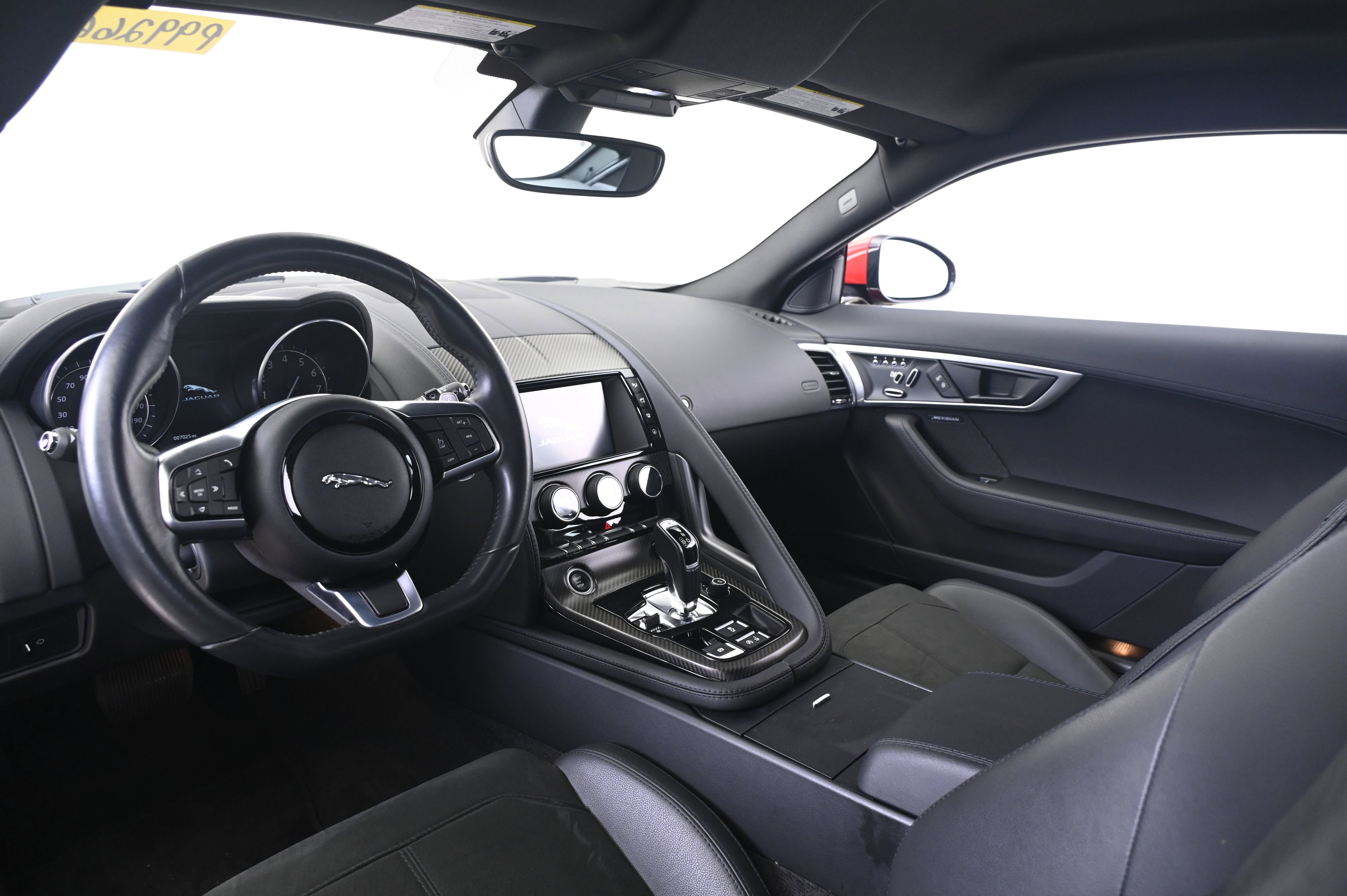 Used 2018 Jaguar F-TYPE Coupe image 23
