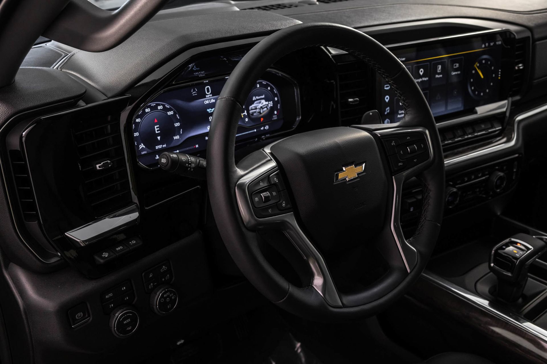Used 2023 Chevrolet Silverado 1500 LTZ w/ LTZ Premium Package AWD/4WD image 37
