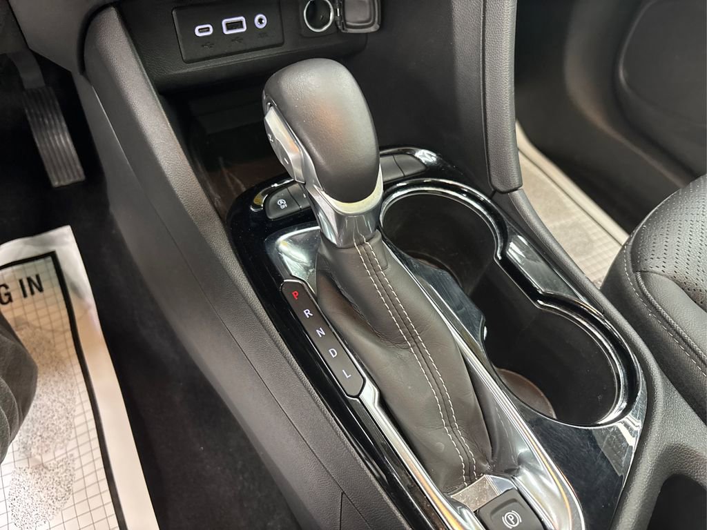 Used 2023 Buick Encore GX Essence w/ Experience Buick Package image 31