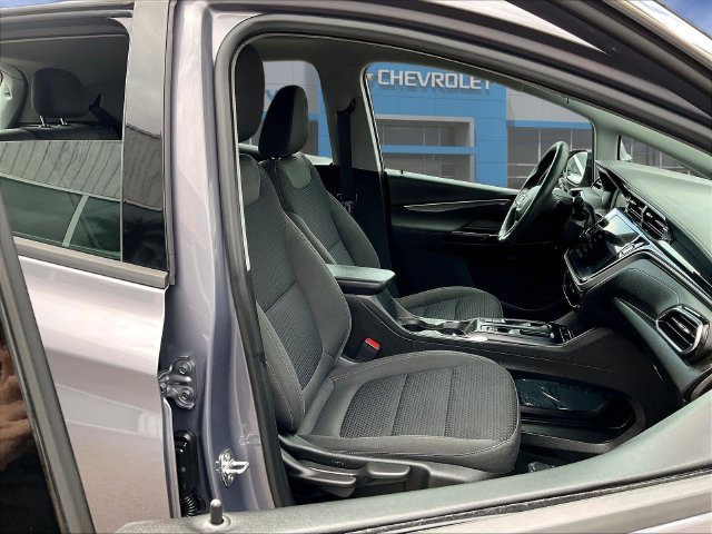 Used 2023 Chevrolet Bolt LT w/ Driver Confidence Package FWD image 31