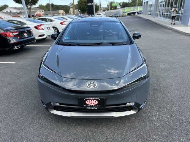 Used 2024 Toyota Prius Limited image 3