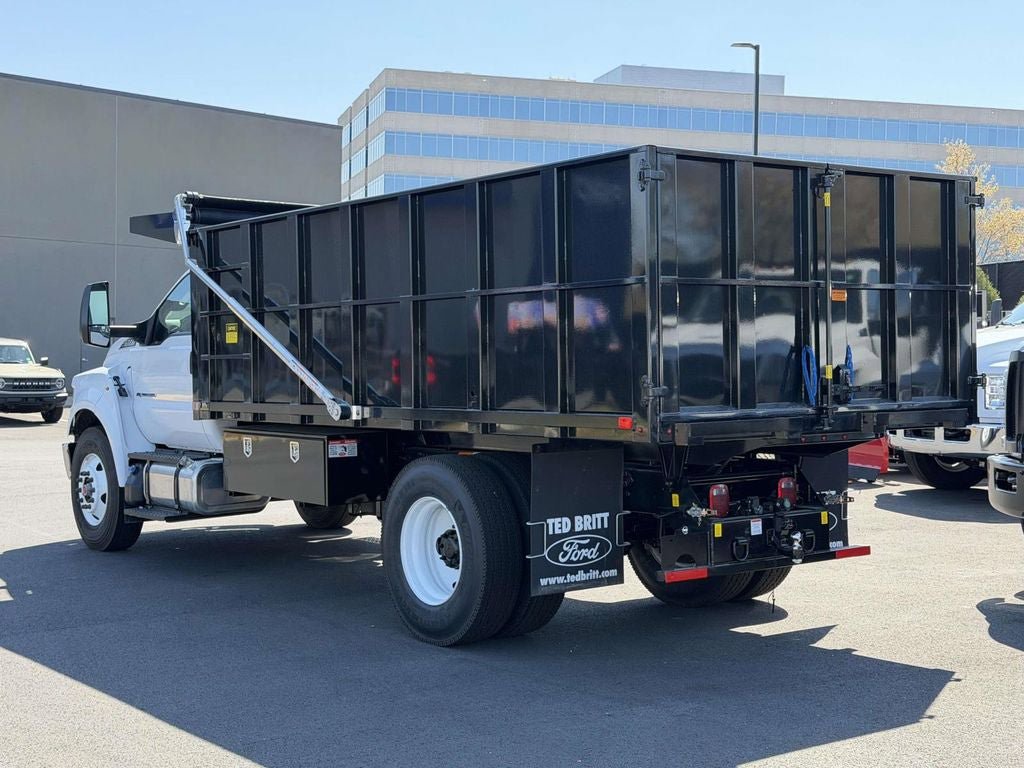 New 2027 Ford F750 2WD Regular Cab Super Duty image 3