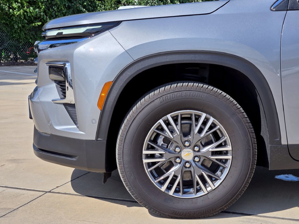 New 2026 Chevrolet Traverse LT w/ Enhanced Driving Package FWD image 6