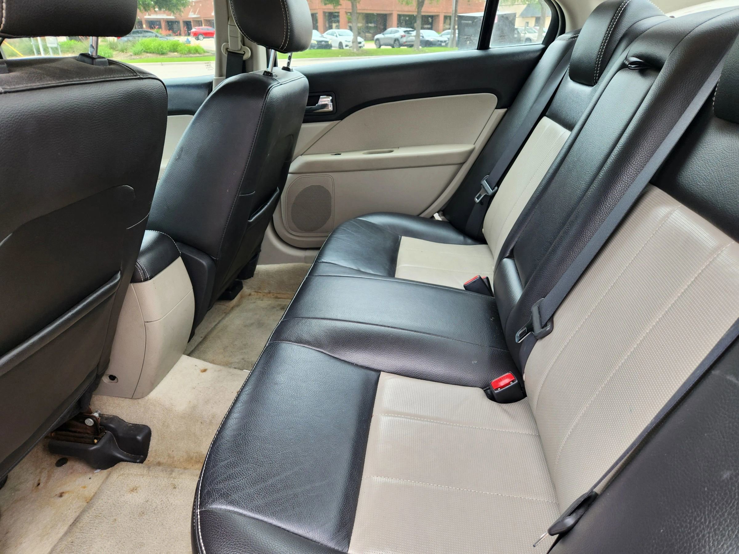 Used 2008 Mercury Milan Premier FWD image 12