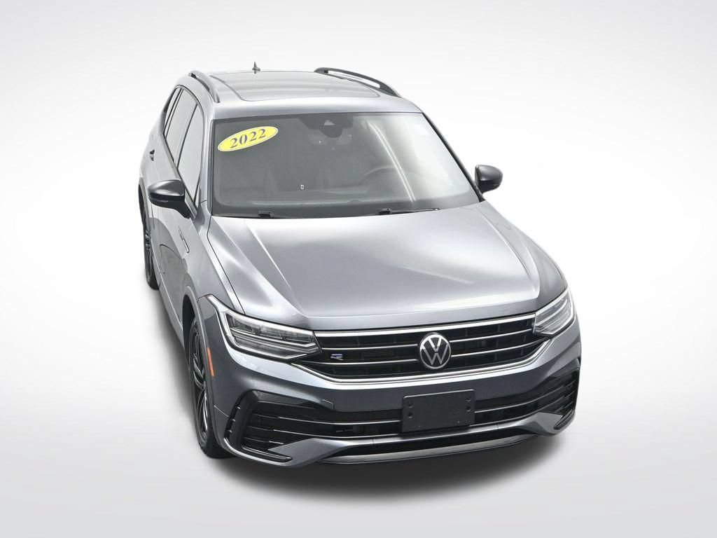 Used 2022 Volkswagen Tiguan SE R-Line AWD/4WD image 30
