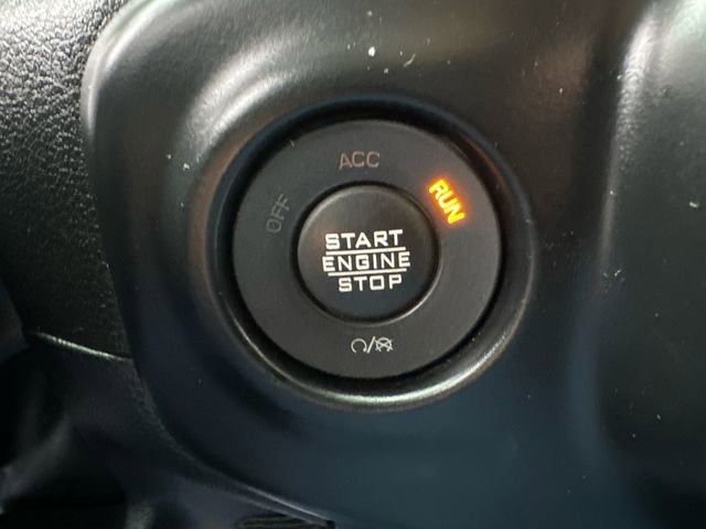 Used 2022 Jeep Gladiator Sport image 29