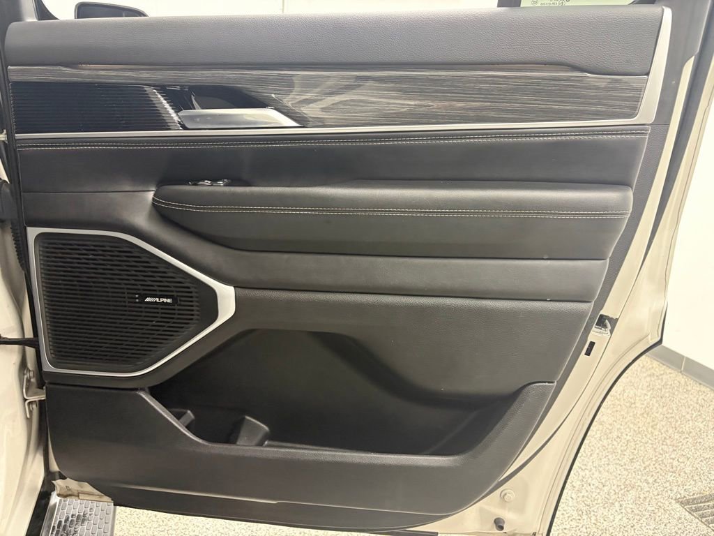 Used 2022 Jeep Wagoneer Series III image 35