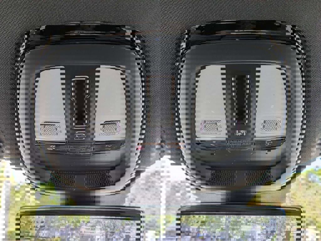 New 2026 Volvo XC60 T8 Core w/ Protection Package Premier image 24