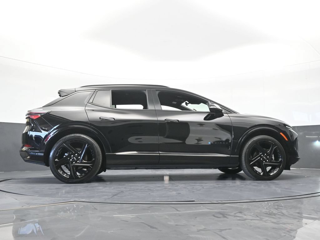 Used 2024 Chevrolet Equinox EV RS FWD image 64