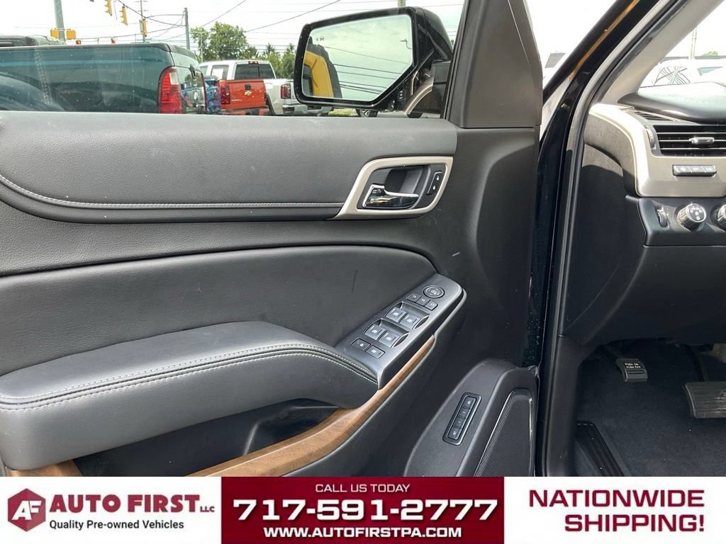 Used 2020 GMC Yukon Denali w/ Denali Premium Package AWD/4WD image 5