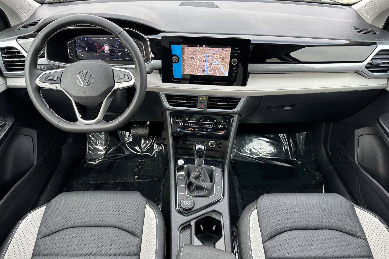 New 2026 Volkswagen Taos SEL image 12