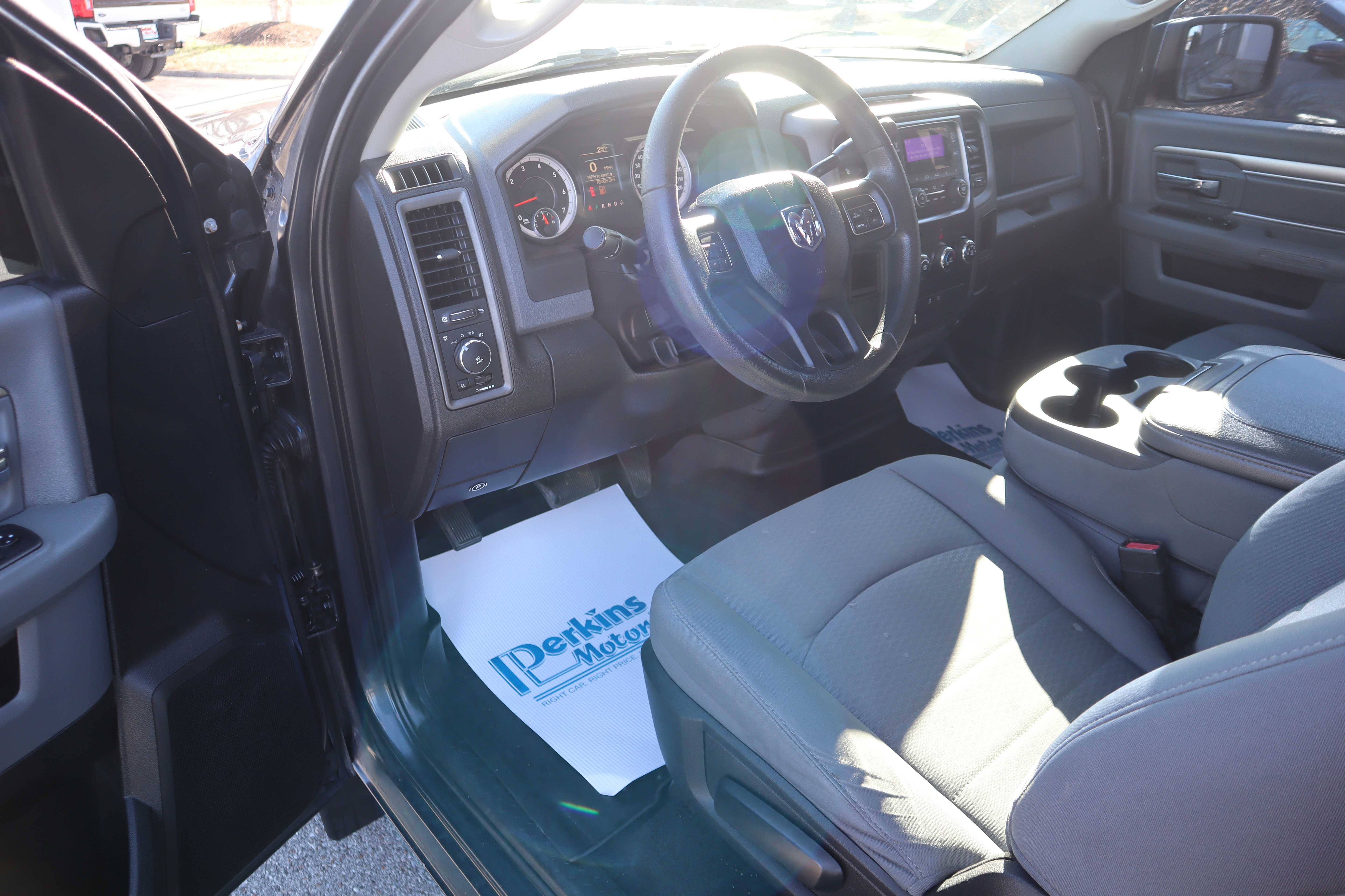 Used 2013 RAM 1500 Express image 3