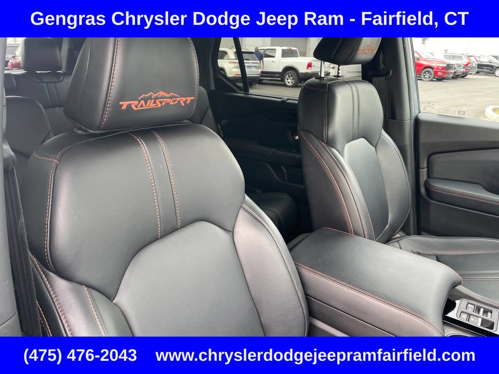 Used 2023 Honda Pilot TrailSport image 20