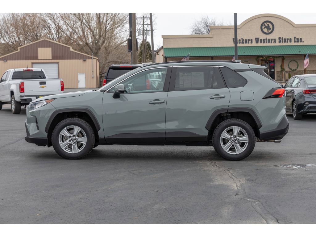 Used 2021 Toyota RAV4 XLE image 6