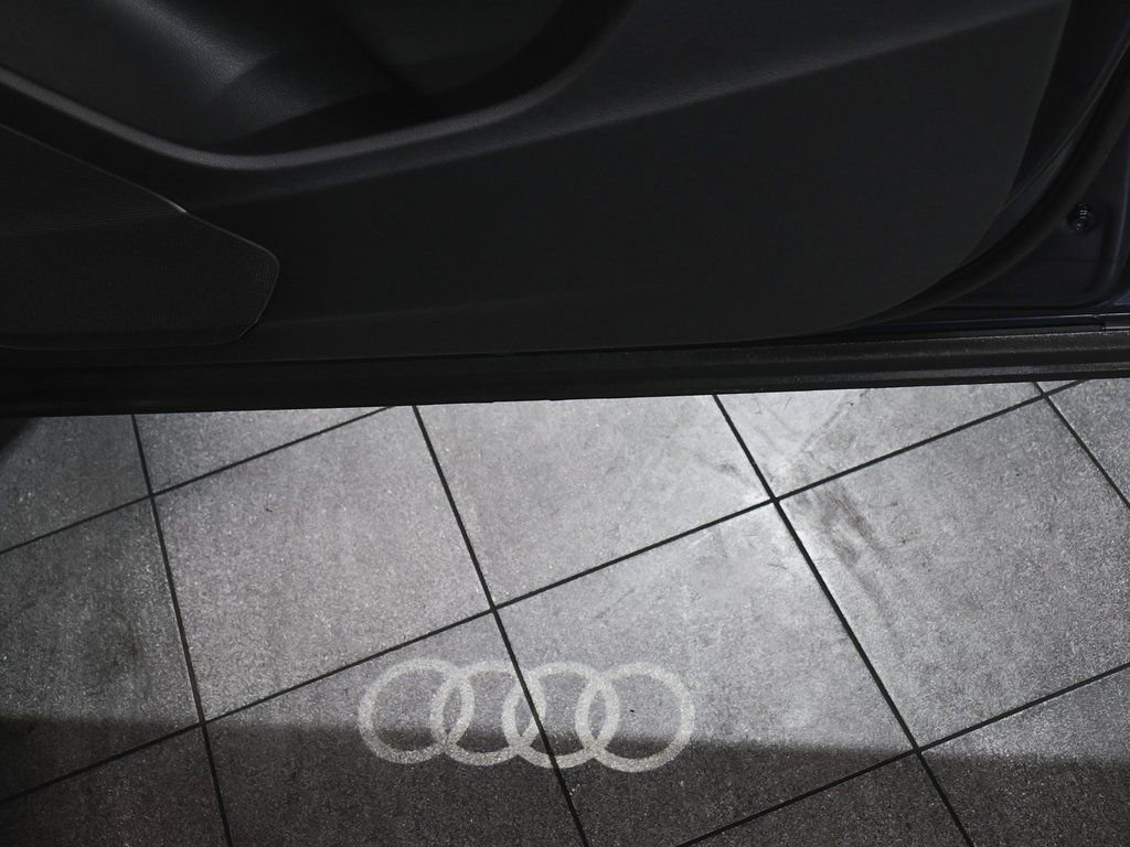 Used 2025 Audi Q7 3.0T Premium w/ Convenience Package image 23