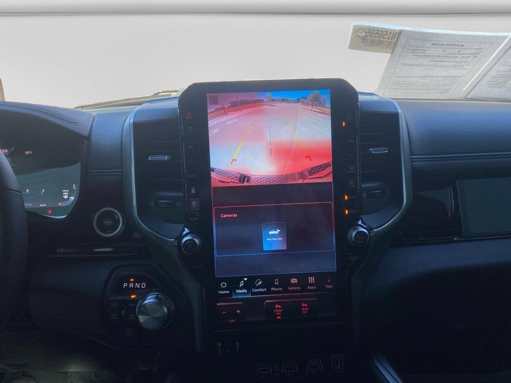 Used 2026 RAM 1500 Laramie AWD/4WD image 17