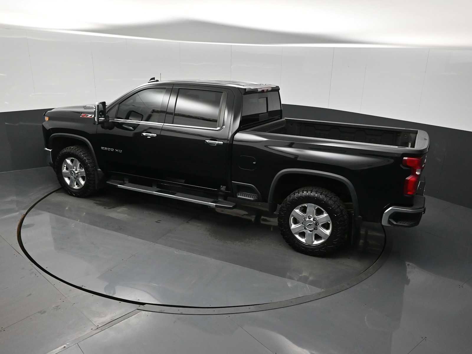 Used 2020 Chevrolet Silverado 2500 LTZ w/ LTZ Plus Package image 15