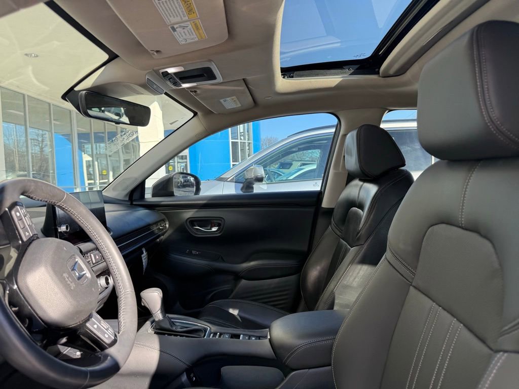 Used 2024 Honda HR-V EX-L image 9