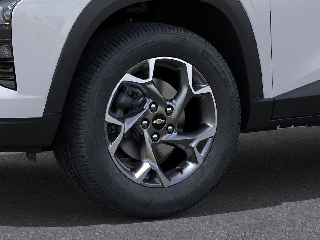 New 2026 Chevrolet Trax LT w/ Driver Confidence Package image 9