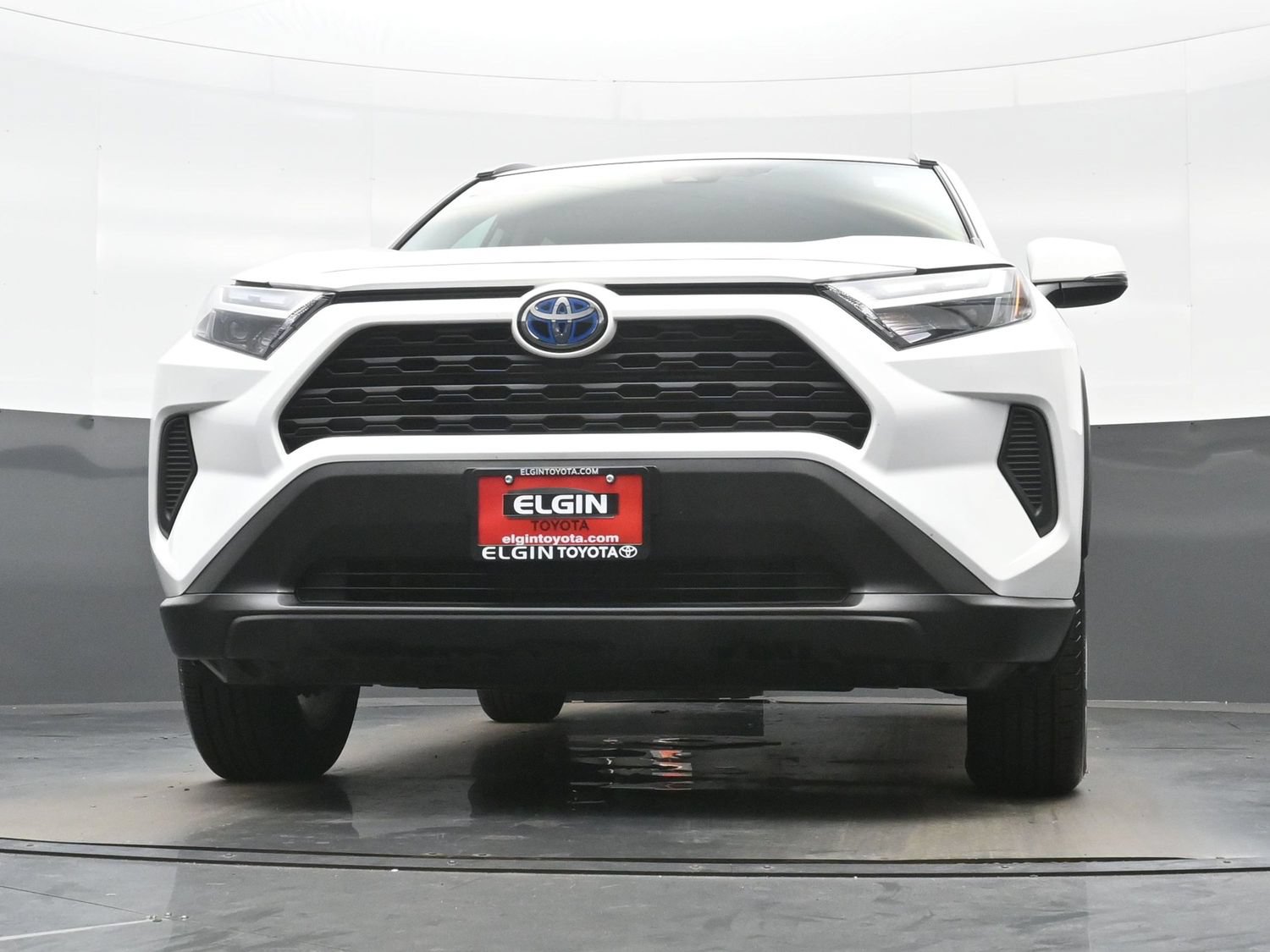 Used 2024 Toyota RAV4 LE AWD/4WD image 25