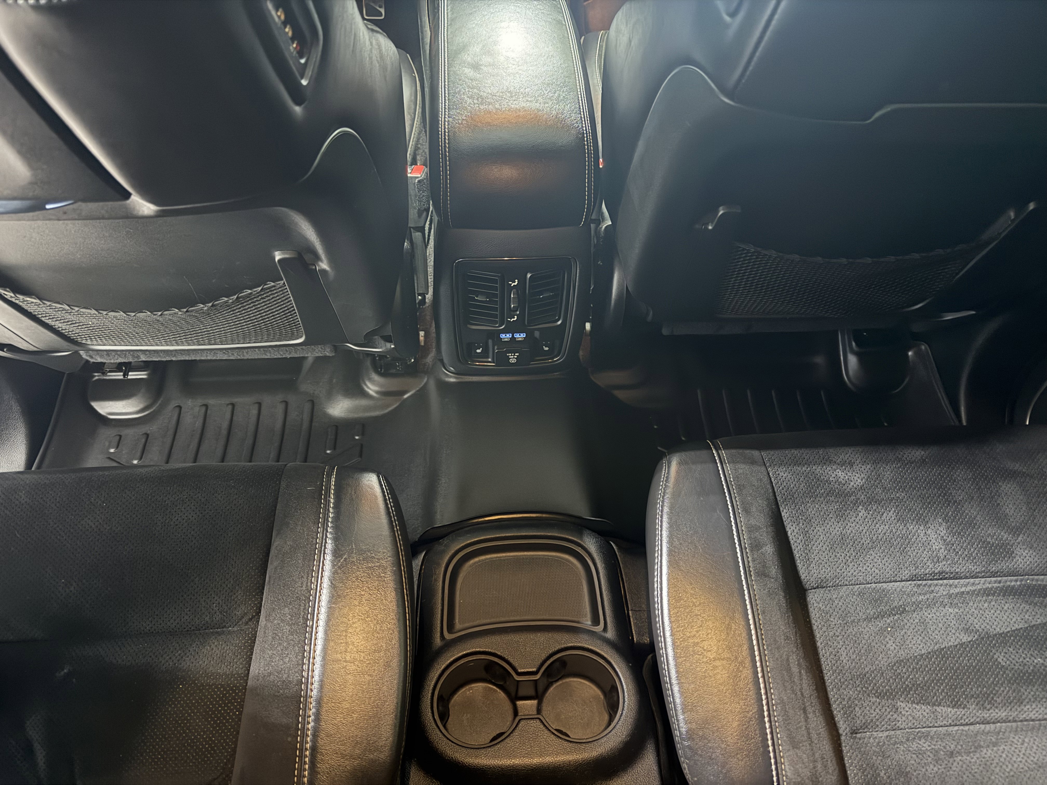 Used 2018 Dodge Durango SRT w/ SRT Interior Appearance Group image 21