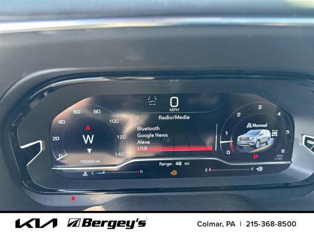 Used 2024 GMC Yukon XL Denali Ultimate image 12