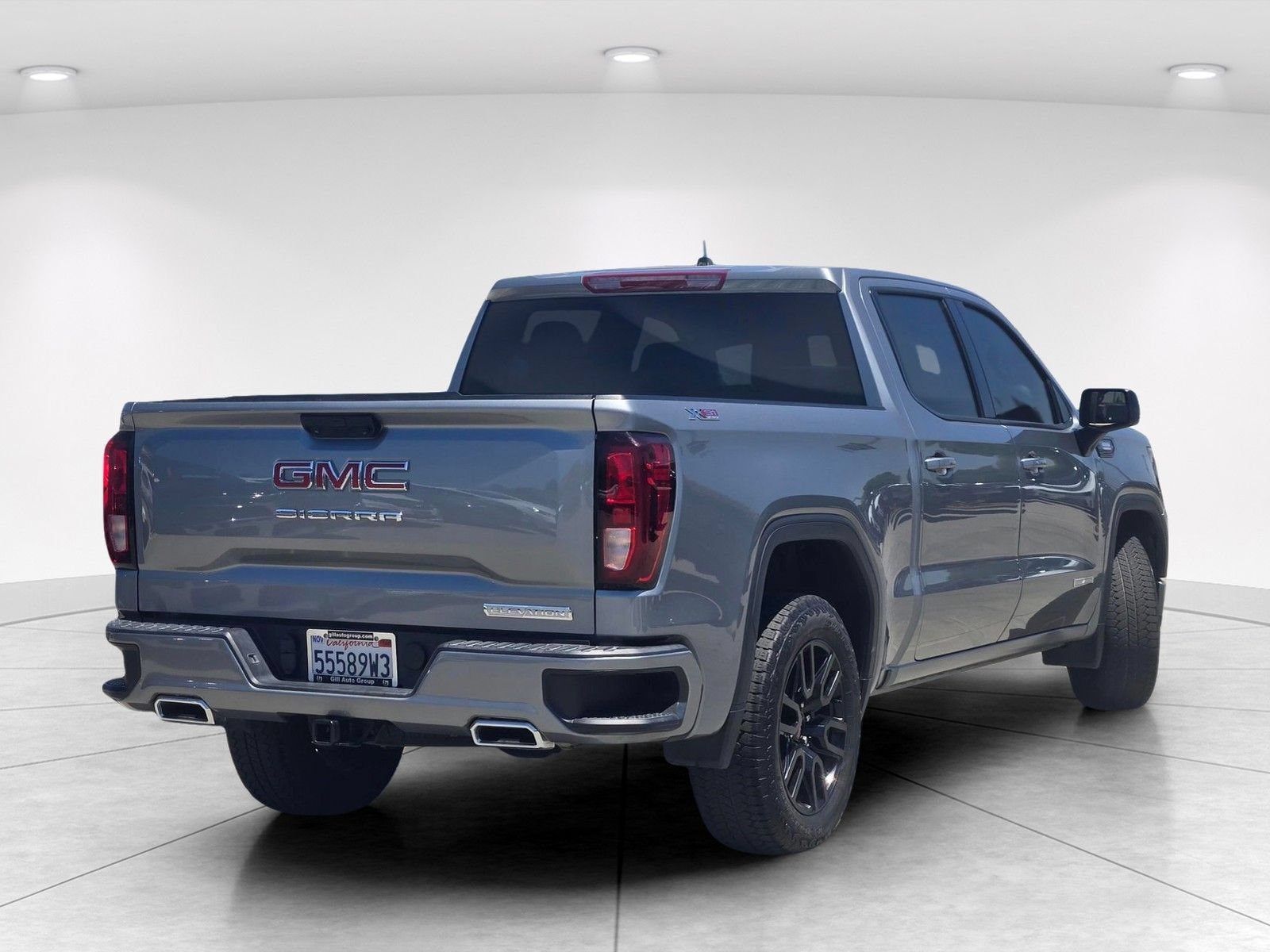 Used 2023 GMC Sierra 1500 Elevation w/ X31 Off-Road Package AWD/4WD image 3