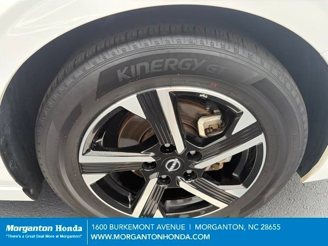 Used 2024 Nissan Sentra SV FWD image 11