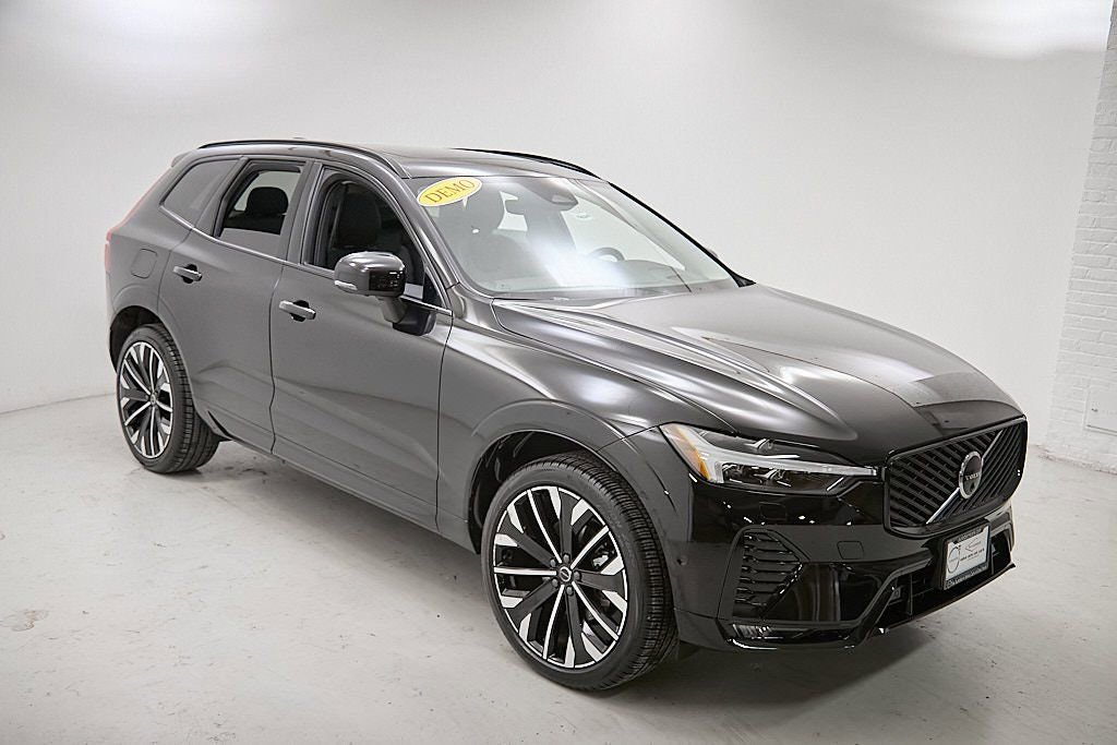 New 2026 Volvo XC60 B5 Ultra w/ Protection Package Premier image 4
